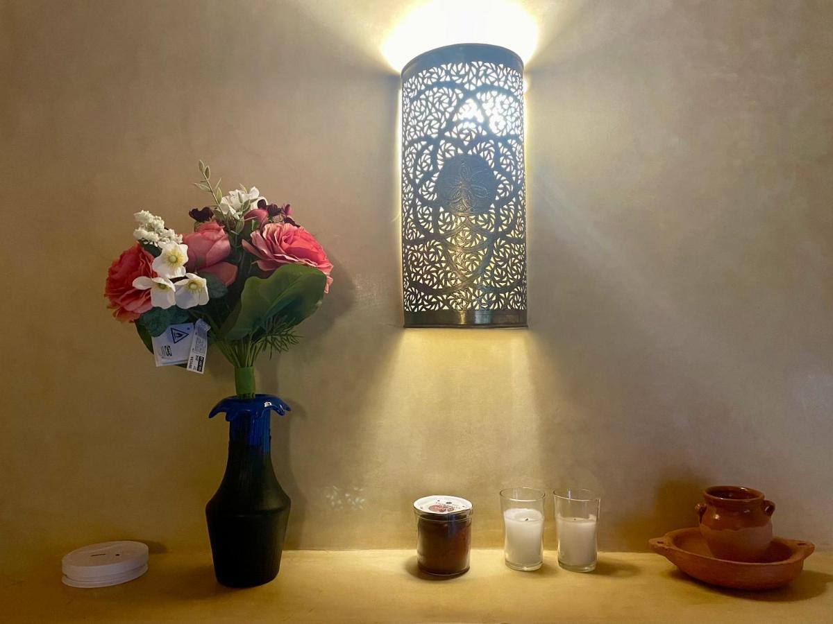 Les Fleurs Du Bien - Marrakech Lägenhet Marrakesh Exteriör bild